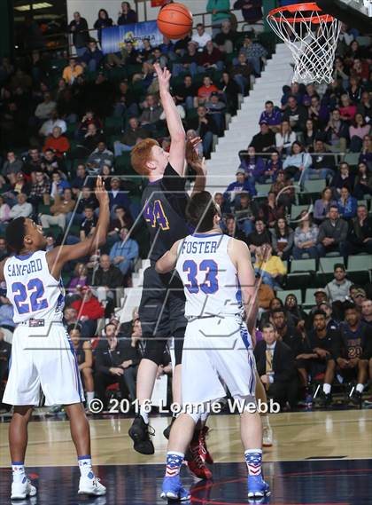 Thumbnail 2 in Troy vs. Williamsville South (NYSPHSAA Class A Semifinal) photogallery.
