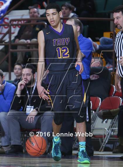 Thumbnail 1 in Troy vs. Williamsville South (NYSPHSAA Class A Semifinal) photogallery.