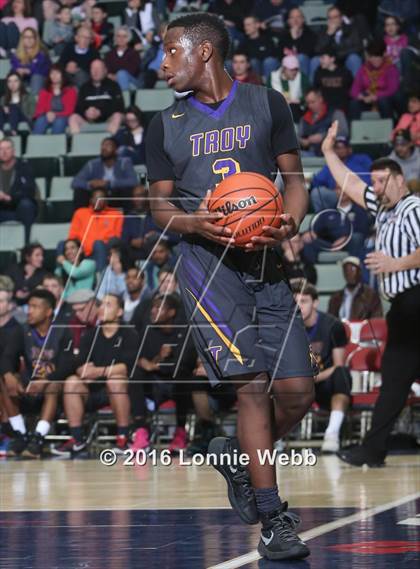 Thumbnail 3 in Troy vs. Williamsville South (NYSPHSAA Class A Semifinal) photogallery.