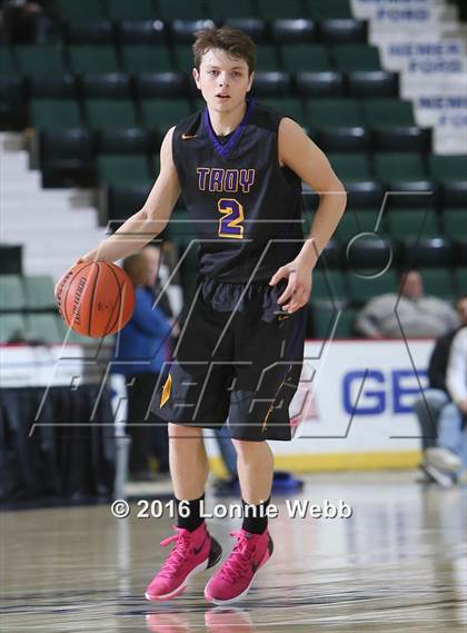 Thumbnail 1 in Troy vs. Williamsville South (NYSPHSAA Class A Semifinal) photogallery.