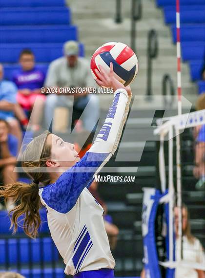 Thumbnail 1 in Shoemaker @ Lampasas photogallery.