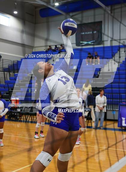 Thumbnail 1 in Shoemaker @ Lampasas photogallery.