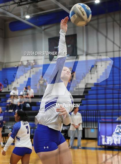 Thumbnail 3 in Shoemaker @ Lampasas photogallery.