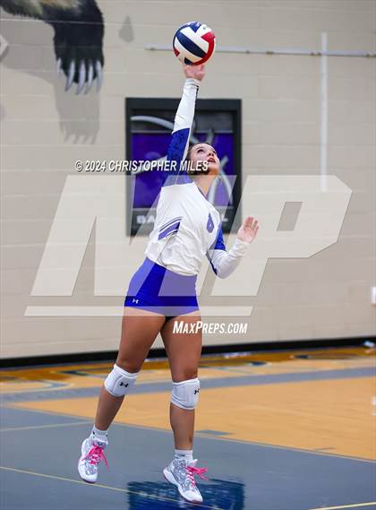 Thumbnail 1 in Shoemaker @ Lampasas photogallery.