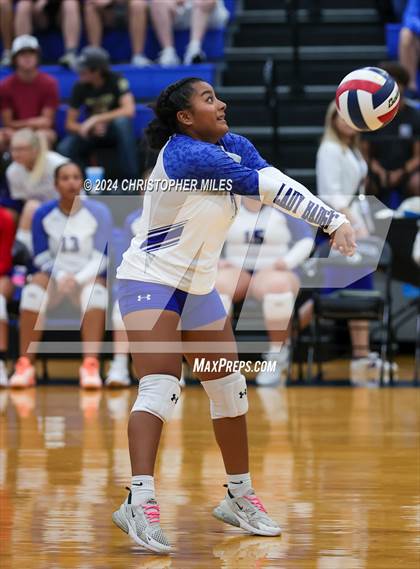 Thumbnail 2 in Shoemaker @ Lampasas photogallery.