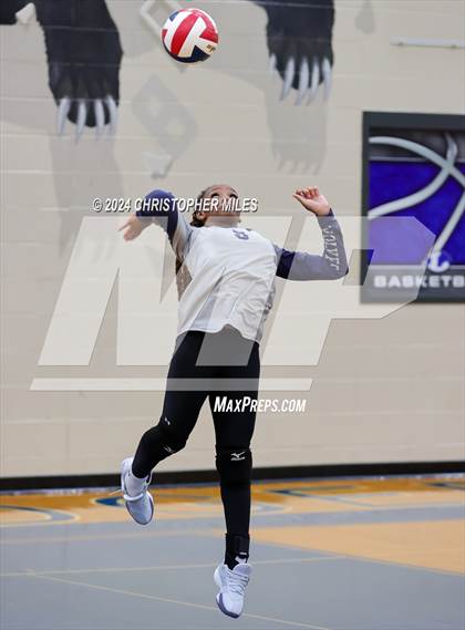 Thumbnail 3 in Shoemaker @ Lampasas photogallery.
