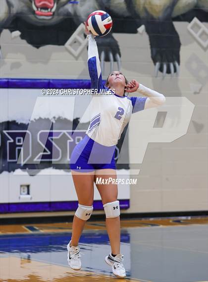 Thumbnail 2 in Shoemaker @ Lampasas photogallery.