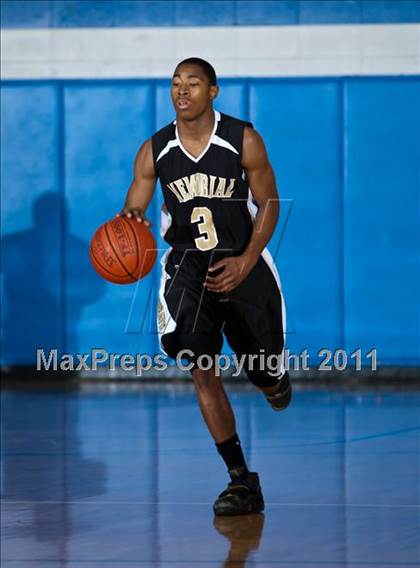 Thumbnail 3 in Pasadena Memorial vs Channelview photogallery.