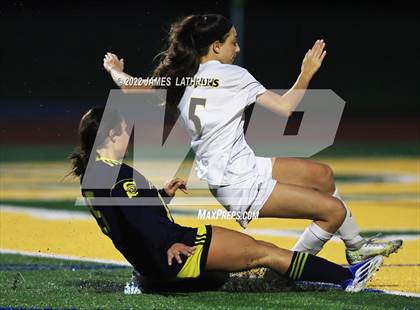 Thumbnail 2 in Greece Athena @ Spencerport (NYSPHSAA Section 5 Class A Round 3) photogallery.