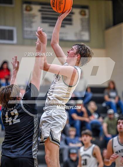 Thumbnail 1 in Bigelow @ Izard County photogallery.