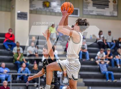 Thumbnail 1 in Bigelow @ Izard County photogallery.