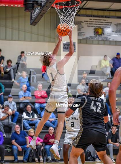 Thumbnail 1 in Bigelow @ Izard County photogallery.