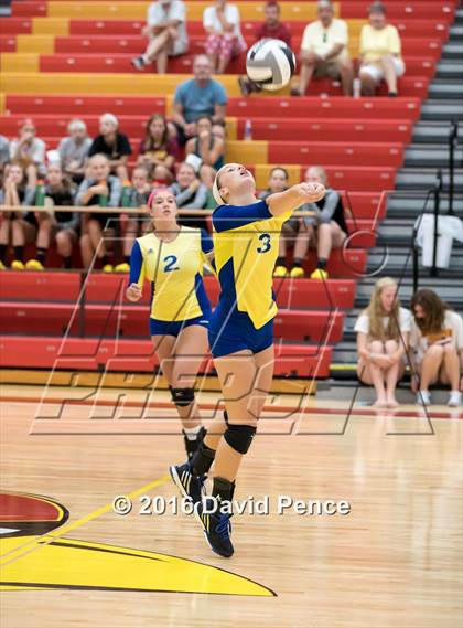 Thumbnail 3 in Lehman Catholic @ New Bremen photogallery.