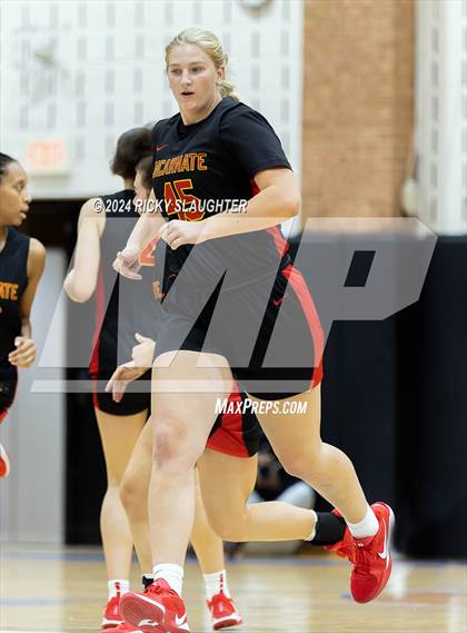 Thumbnail 1 in Incarnate Word Academy vs Peoria Notre Dame (SWIC Showdown) photogallery.