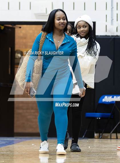 Thumbnail 3 in Incarnate Word Academy vs Peoria Notre Dame (SWIC Showdown) photogallery.