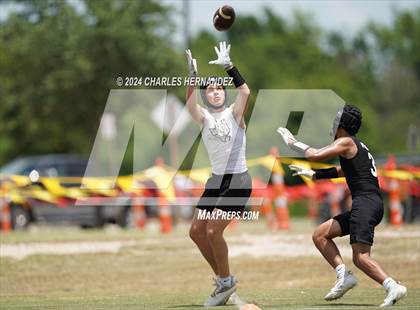 Thumbnail 2 in Brady vs Morton (Texas State 7 on 7 Tournament) photogallery.