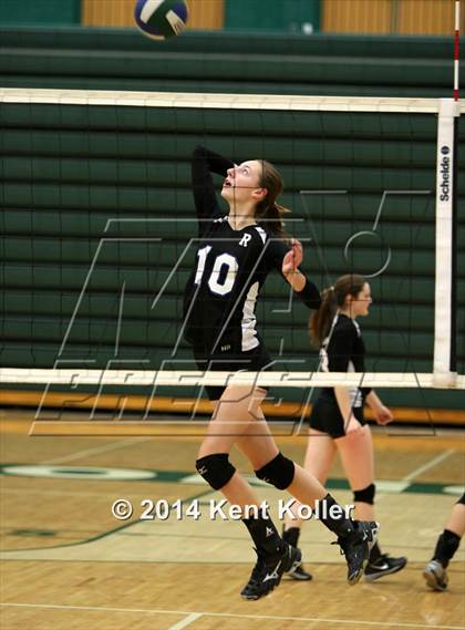 Thumbnail 2 in Rochester vs. Lake Orion photogallery.