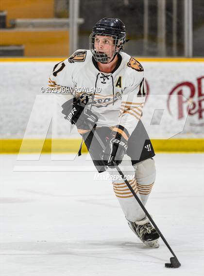 Thumbnail 1 in Mount Juliet vs Ravenwood photogallery.