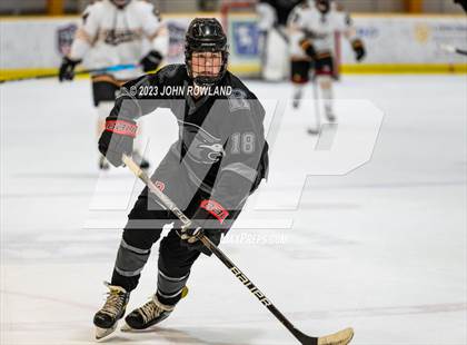Thumbnail 3 in Mount Juliet vs Ravenwood photogallery.