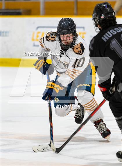 Thumbnail 2 in Mount Juliet vs Ravenwood photogallery.