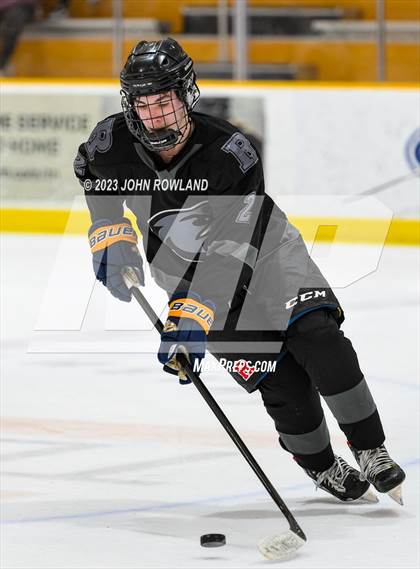 Thumbnail 3 in Mount Juliet vs Ravenwood photogallery.