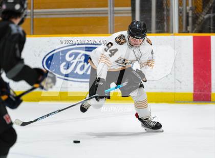 Thumbnail 3 in Mount Juliet vs Ravenwood photogallery.