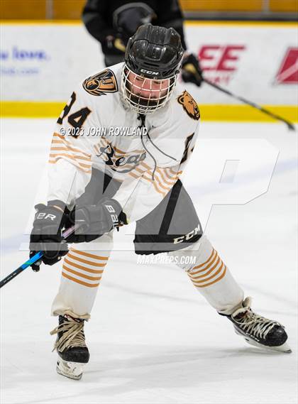 Thumbnail 3 in Mount Juliet vs Ravenwood photogallery.