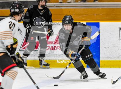Thumbnail 3 in Mount Juliet vs Ravenwood photogallery.