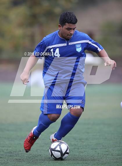 Thumbnail 3 in Head-Royce vs. Making Waves Academy (CIF NCS D2 Final) photogallery.