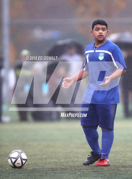 Thumbnail 1 in Head-Royce vs. Making Waves Academy (CIF NCS D2 Final) photogallery.