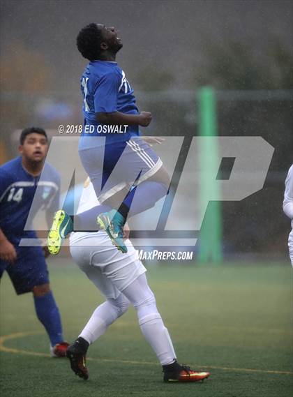Thumbnail 2 in Head-Royce vs. Making Waves Academy (CIF NCS D2 Final) photogallery.