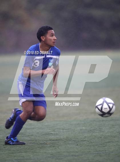 Thumbnail 2 in Head-Royce vs. Making Waves Academy (CIF NCS D2 Final) photogallery.
