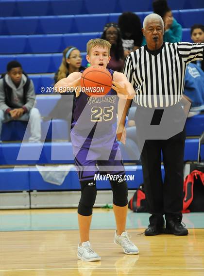 Thumbnail 3 in Clear Brook vs. Timber Creek (McDonald's Texas Invitational) photogallery.