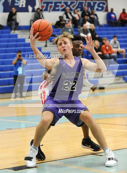 Thumbnail 2 in Clear Brook vs. Timber Creek (McDonald's Texas Invitational) photogallery.