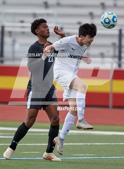 Thumbnail 1 in Berkeley @ Jesuit (CIF NorCal Playoff) photogallery.