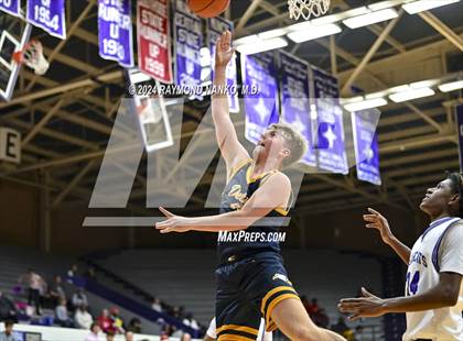 Thumbnail 2 in Delta @ Muncie Central photogallery.