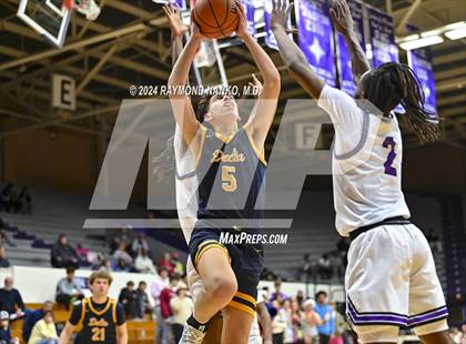 Thumbnail 1 in Delta @ Muncie Central photogallery.