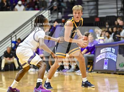 Thumbnail 2 in Delta @ Muncie Central photogallery.