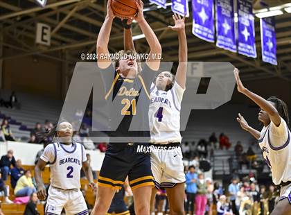 Thumbnail 2 in Delta @ Muncie Central photogallery.