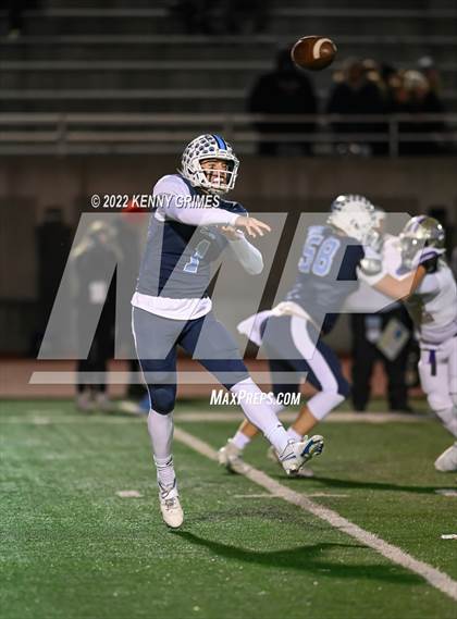 Thumbnail 2 in Cambridge vs. Cartersville (GHSA 5A Round 2 Playoff) photogallery.