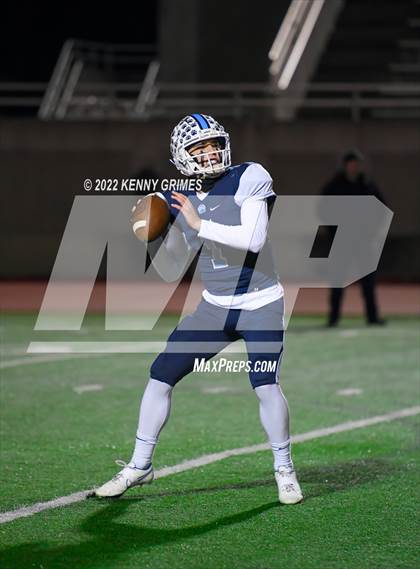 Thumbnail 2 in Cambridge vs. Cartersville (GHSA 5A Round 2 Playoff) photogallery.