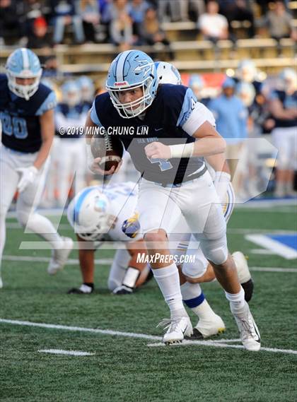 Thumbnail 3 in Serra vs. Corona del Mar (CIF State D1A Final) photogallery.