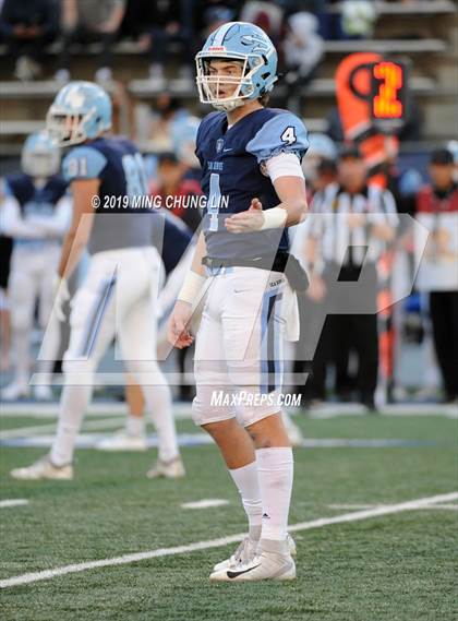Thumbnail 1 in Serra vs. Corona del Mar (CIF State D1A Final) photogallery.