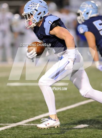 Thumbnail 3 in Serra vs. Corona del Mar (CIF State D1A Final) photogallery.