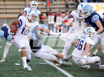Thumbnail 2 in Serra vs. Corona del Mar (CIF State D1A Final) photogallery.