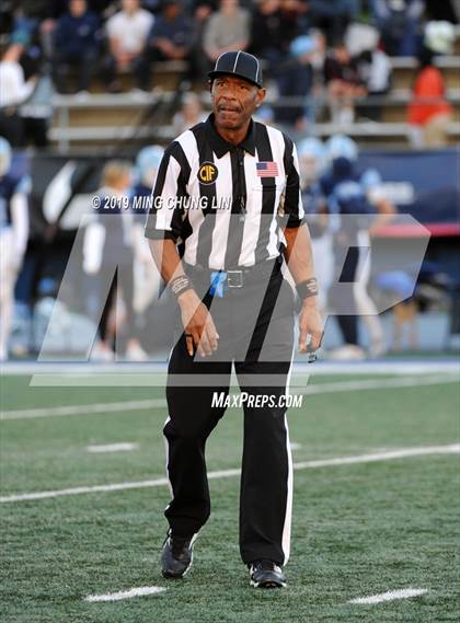 Thumbnail 2 in Serra vs. Corona del Mar (CIF State D1A Final) photogallery.