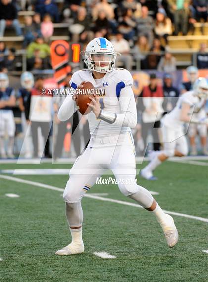Thumbnail 1 in Serra vs. Corona del Mar (CIF State D1A Final) photogallery.