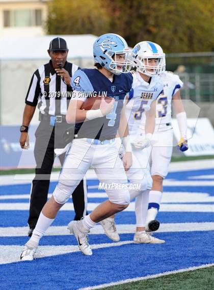 Thumbnail 1 in Serra vs. Corona del Mar (CIF State D1A Final) photogallery.