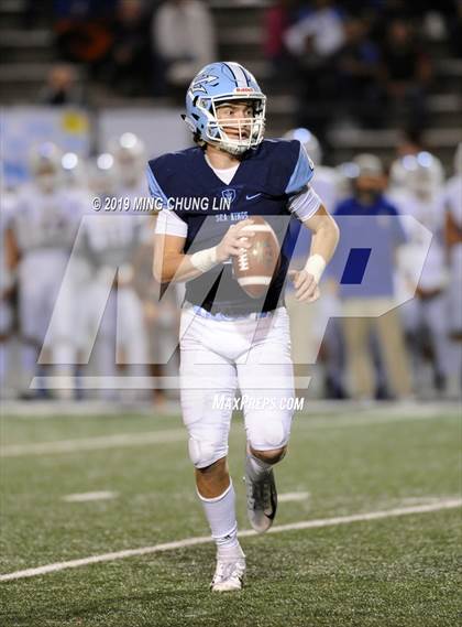 Thumbnail 3 in Serra vs. Corona del Mar (CIF State D1A Final) photogallery.