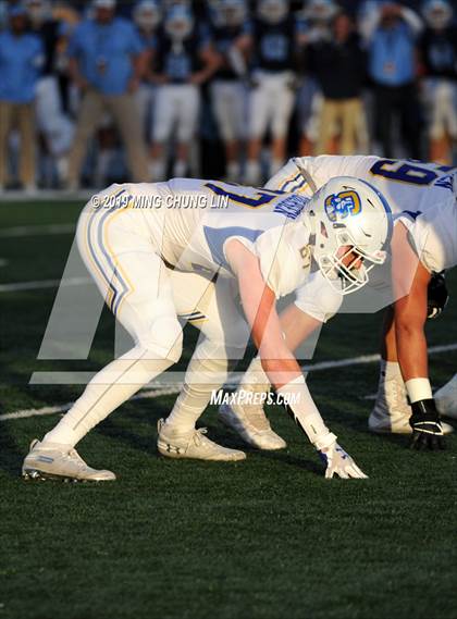 Thumbnail 3 in Serra vs. Corona del Mar (CIF State D1A Final) photogallery.